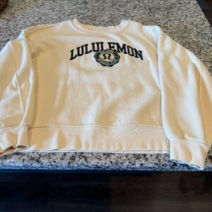 Lululemon Perfectly Oversized Crew Graphic Sweatshirt - XS